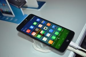 tecno phantom z