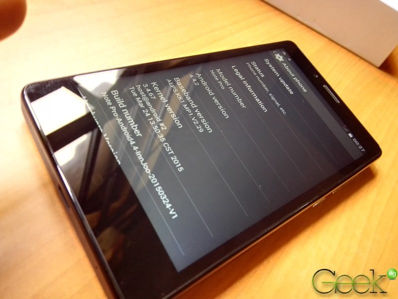 Innjoo Note Pro - About page showing Android 4.4.2 Kitkat