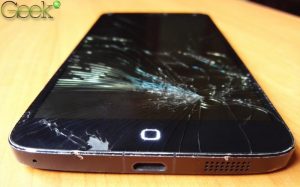 Tecno Phantom Z with parts of the screen chipped off