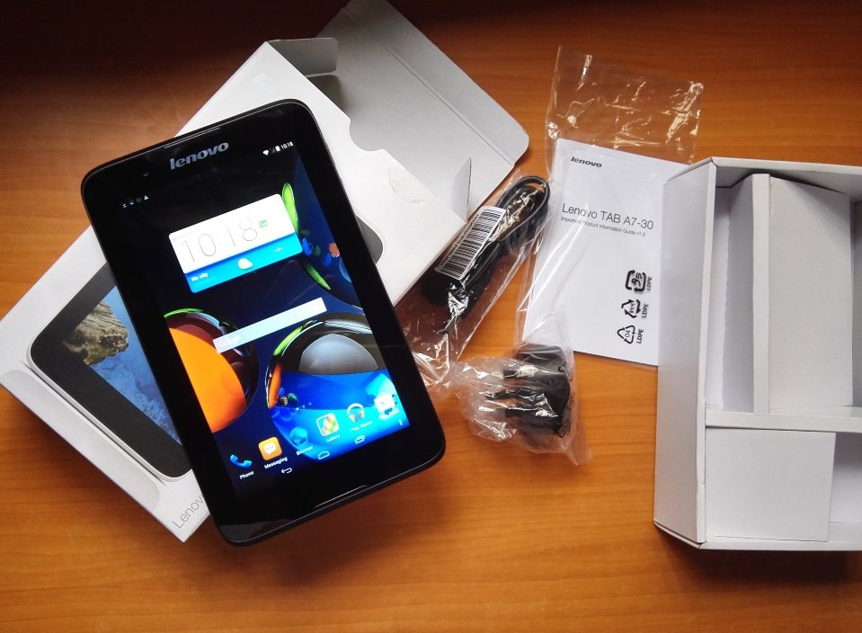 Lenovo Tab 2 A7-30 unpacked