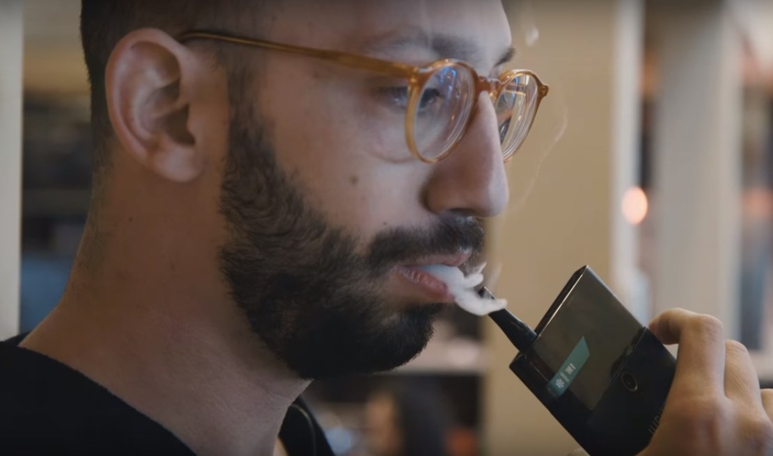 Vaporcade Jupiter IO 3: A Smartphone You Can Smoke