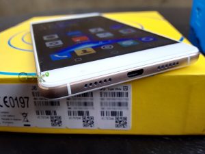 Tecno Boom J8 bottom