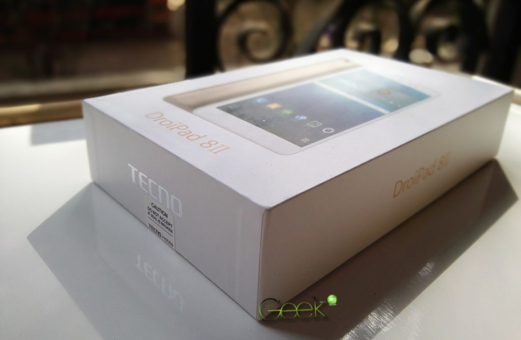 Tecno DroiPad 8D package