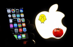apple lose sales tomato