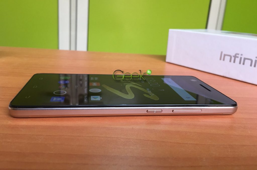 infinix hot 2 right side