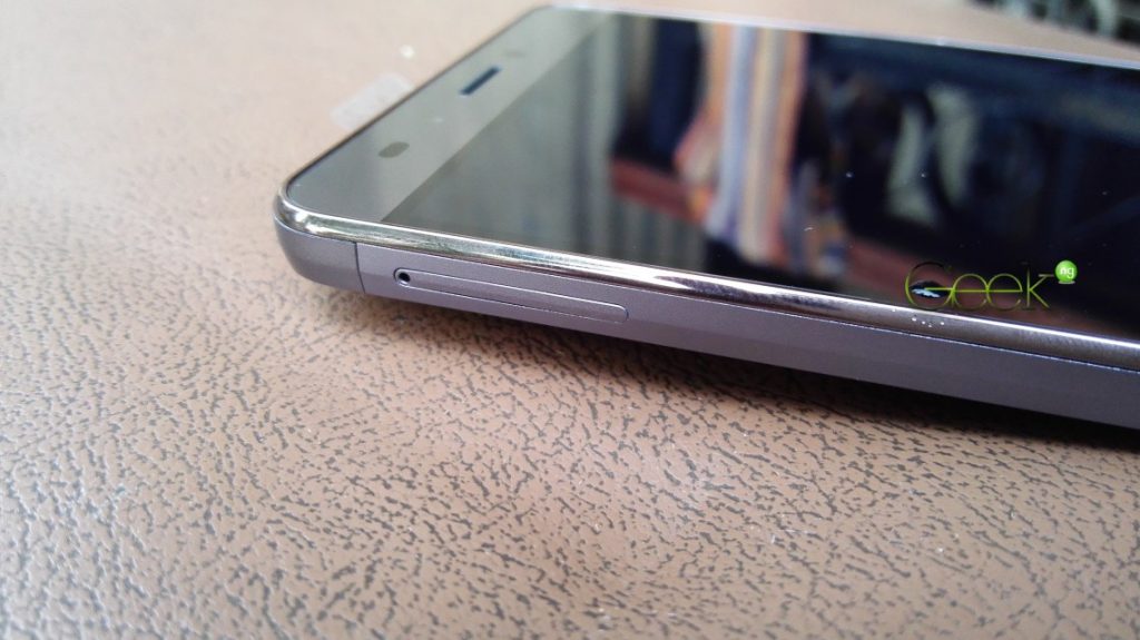 infinix note 3 left side