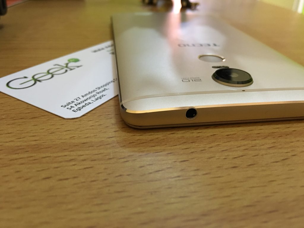 TECNO PHANTOM 6 PLUS TOP