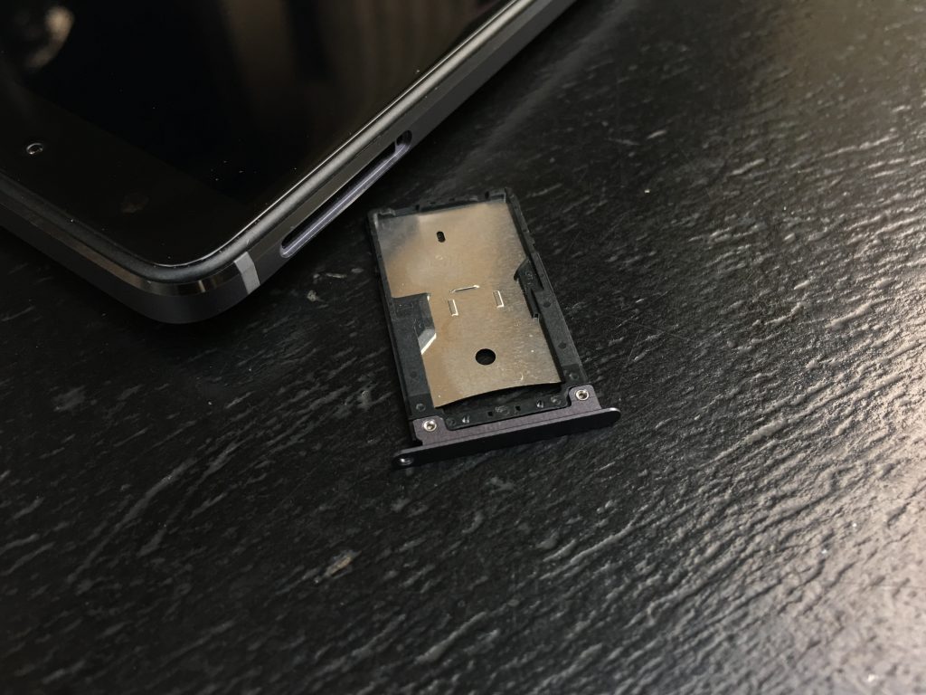 infinix zero 4 plus sim slot