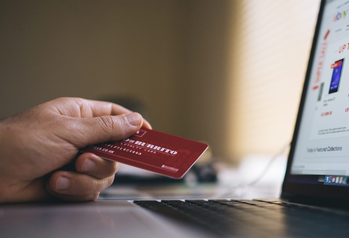 Is It Really Still Possible to Make Money with Online Stores?