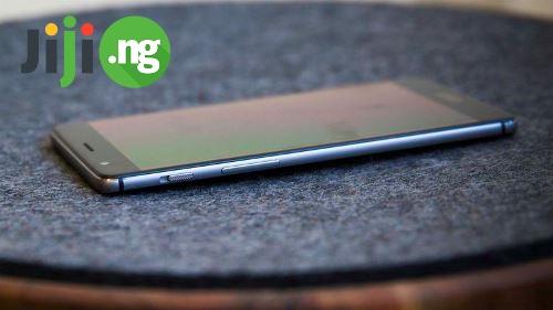 OnePlus 3.jpg
