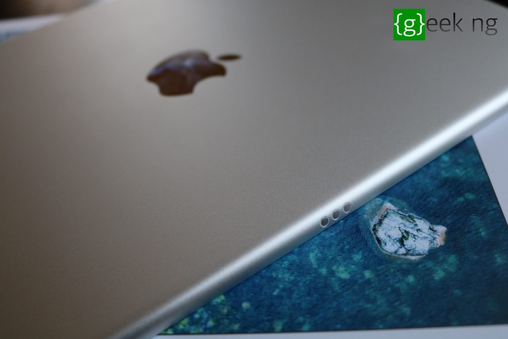 ipad pro 10.5 smart connector