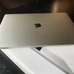 macbook pro 2017 back