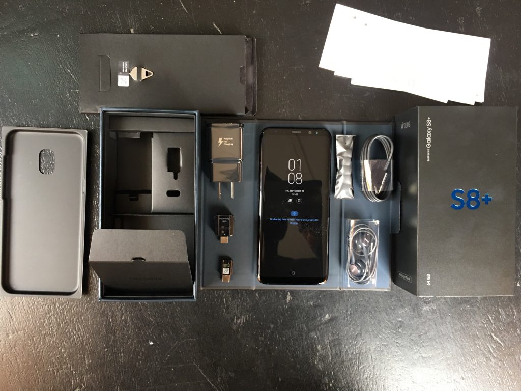 Samsung Galaxy S8+ unboxed