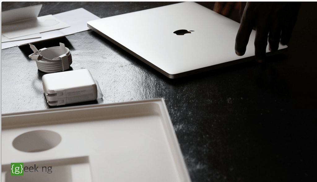 macbook pro 15-inch 2017 unboxed
