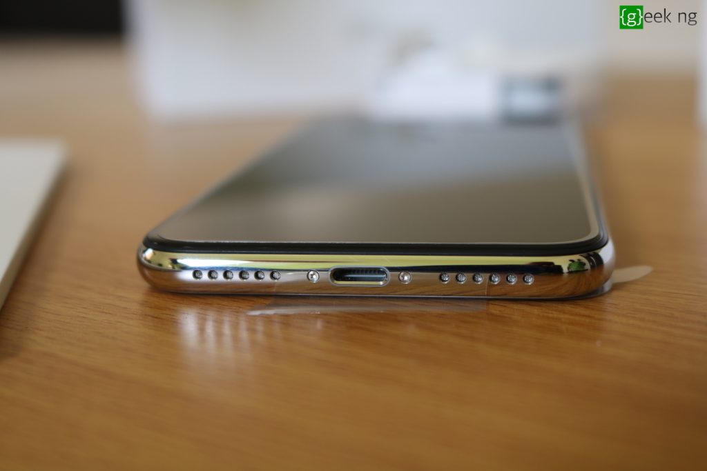 iphone x bottom