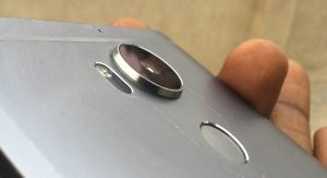 camera bump on smartphone