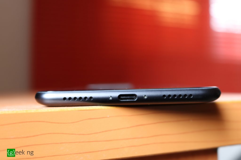 mi max 2 bottom