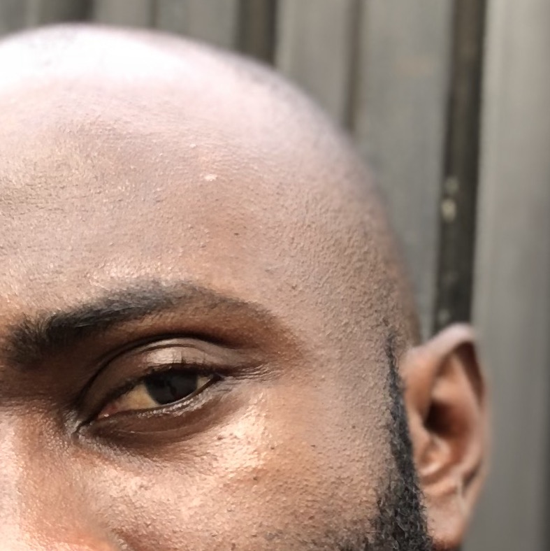 iPhone X Selfie zoomed