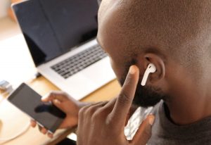 using airpods with android