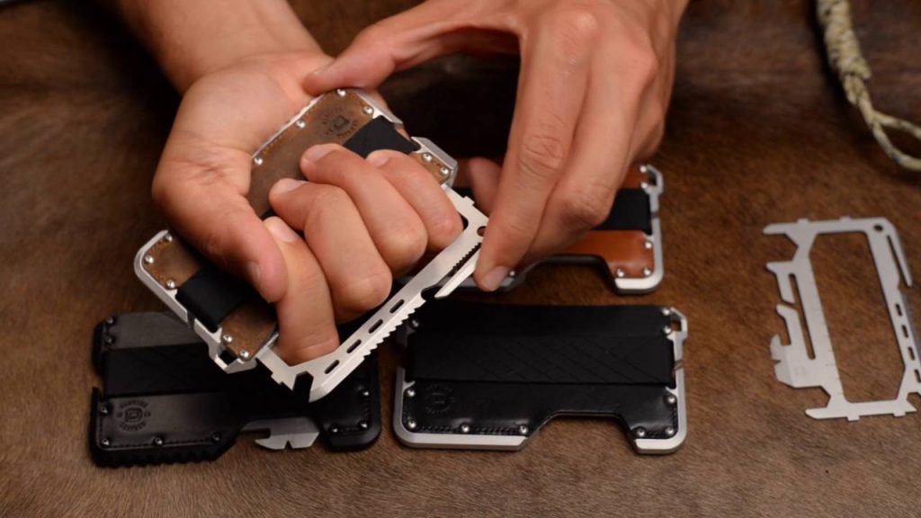 dango tactical wallet