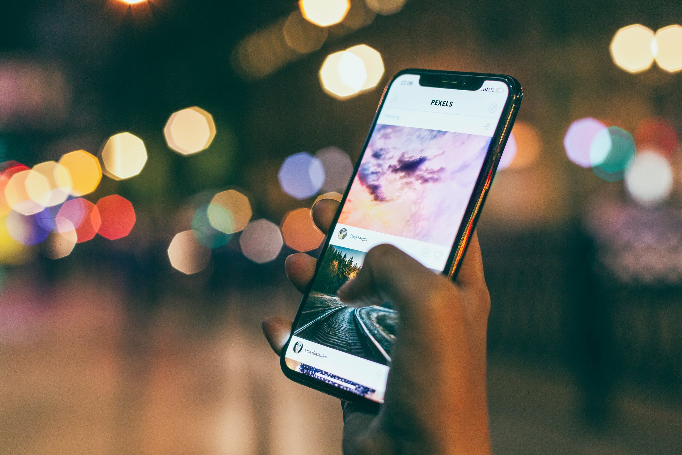 How Your Phone Can Make Your Life Easier When Decorating