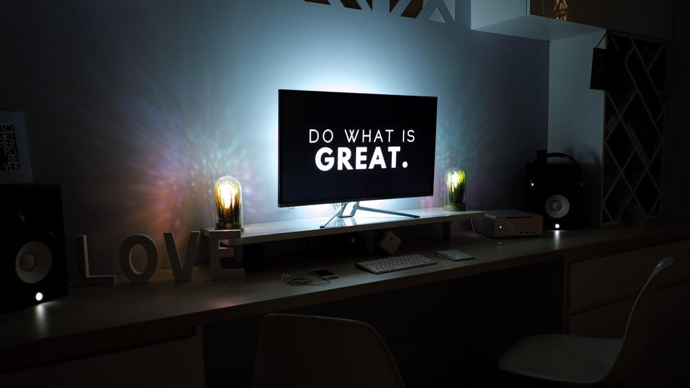 How Can You Enhance Your Employee Training With Technology