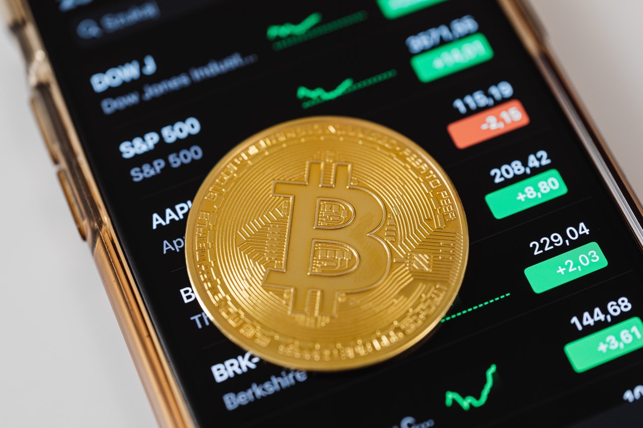 4 Strategies To Generate Huge Profits From Bitcoin