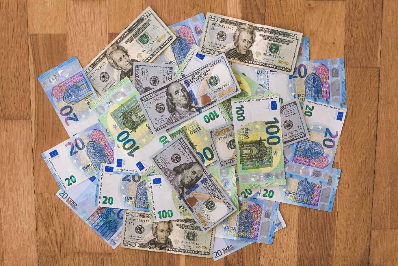 currencies
