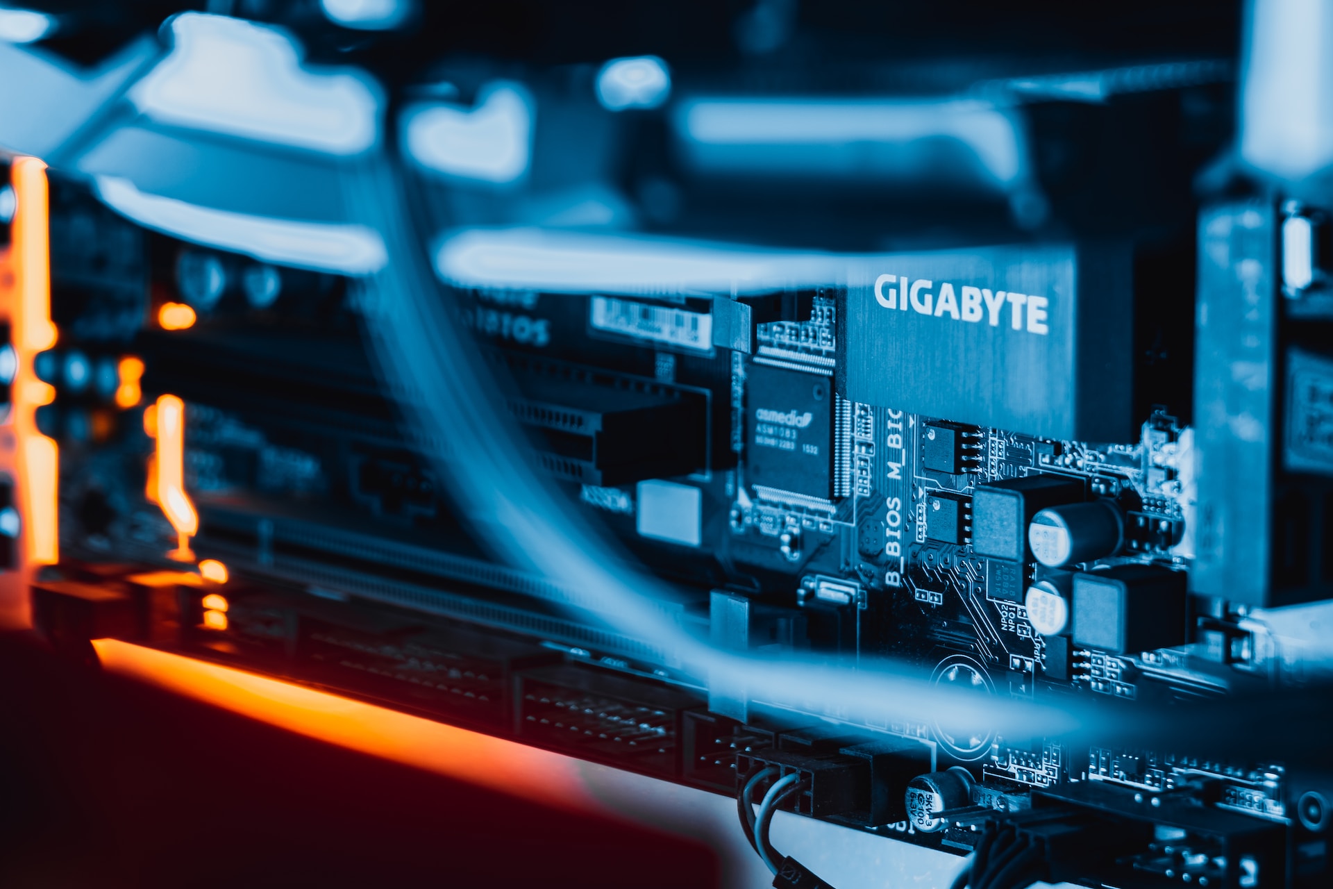 For which website is VPS hosting the ideal solution?