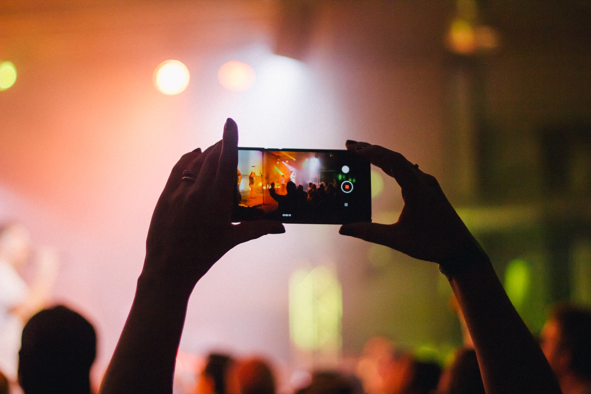 The Rise of Entertainment Venues: Capturing the Growing Demand for Unique Experiences