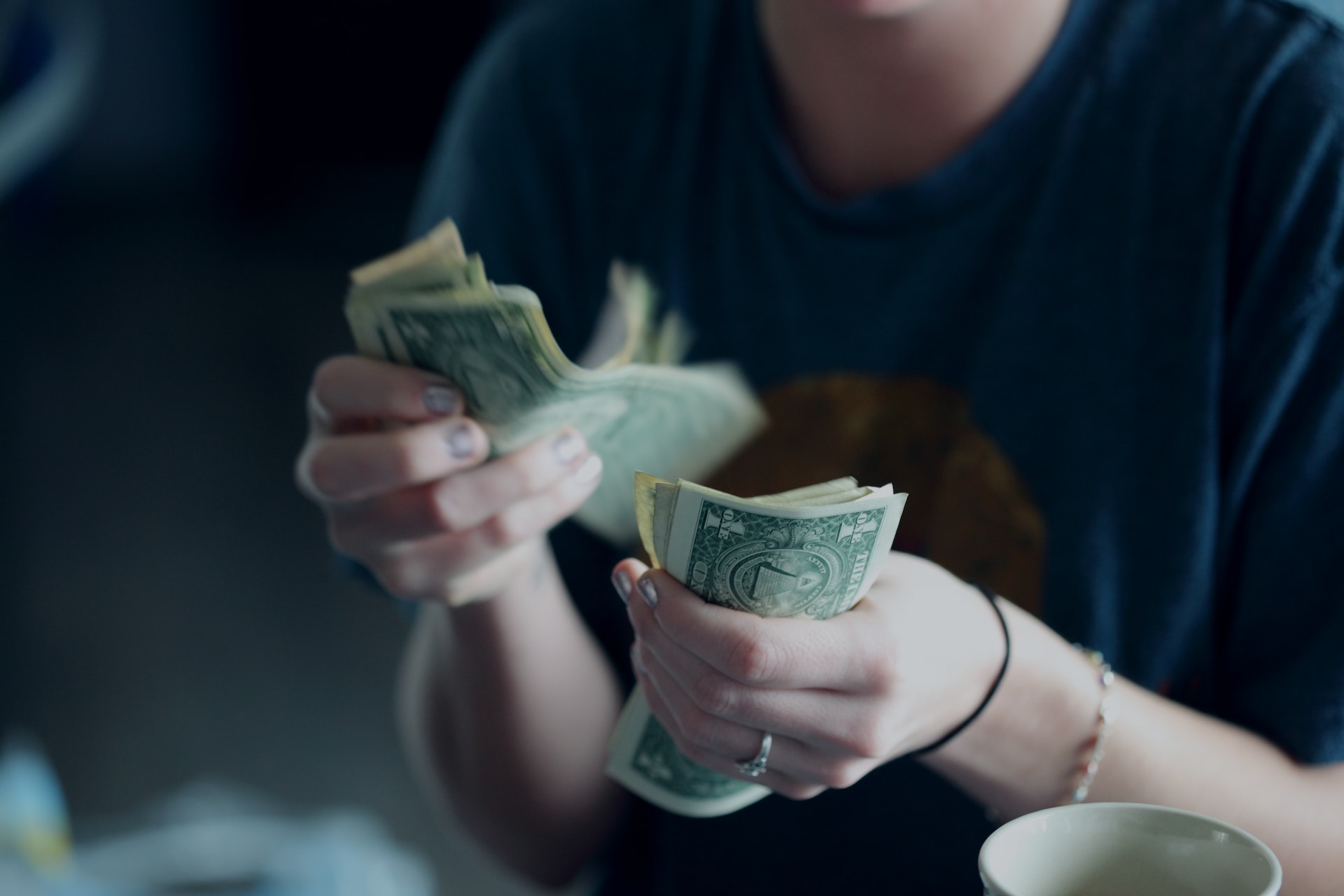 Online Passive Income Ideas to Make Money in 2023
