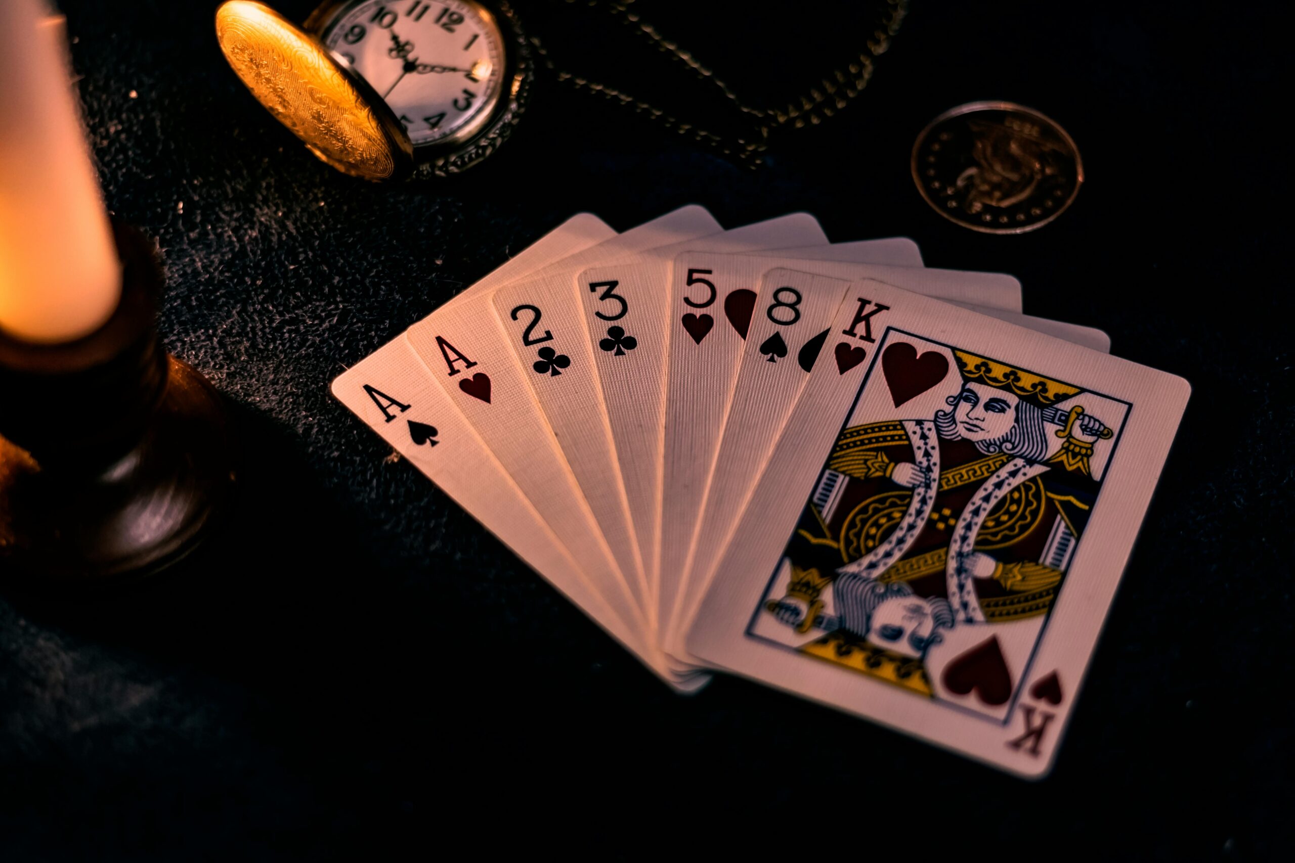 Video Poker Online vs. In-Person: Which Should You Play?